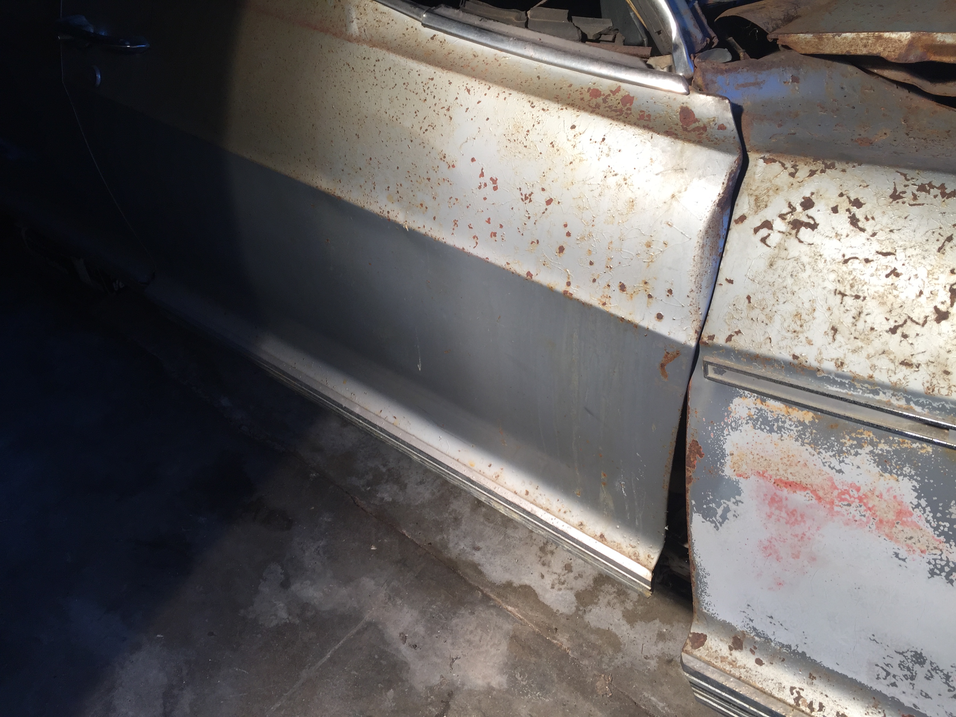 Side of car blood stains 3 c Scott Michaels